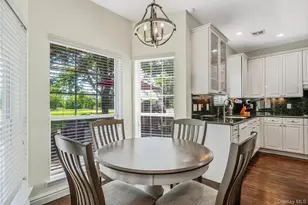 15 Hamlet Dr, Commack, NY 11725 - Photo 9