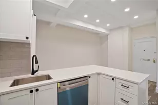 20 Continental Ave, Forest Hills, NY 11375 - Photo 25
