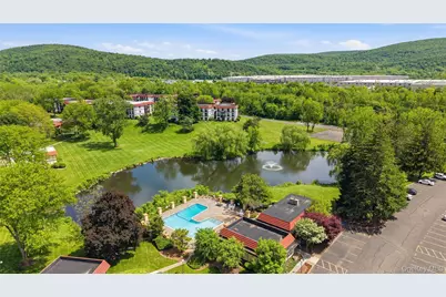 13 Skyline Drive #10, Fishkill, NY 12524 - Photo 25
