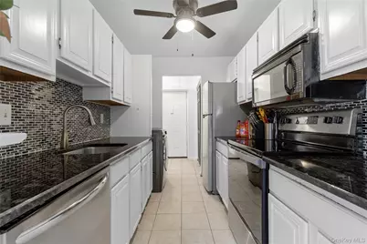 13 Skyline Drive #10, Fishkill, NY 12524 - Photo 3
