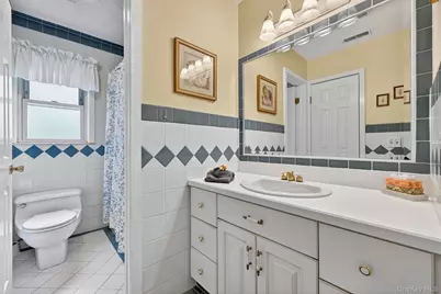 7 Windsor Brook Lane, Tappan, NY 10983 - Photo 9