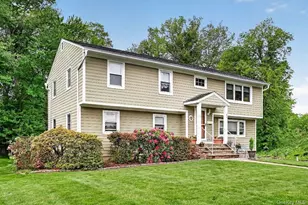 7 Windsor Brook Ln, Tappan, NY 10983 - Photo 3