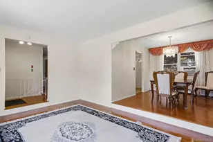 15 Lincoln Ave, Farmingdale, NY 11735 - Photo 7