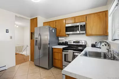 15 Lincoln Avenue, Farmingdale, NY 11735 - Photo 13
