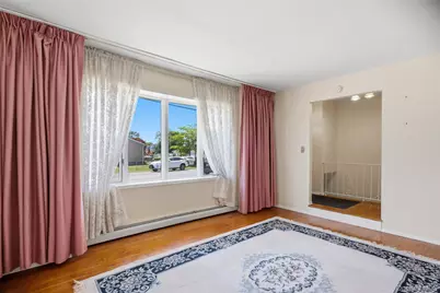 15 Lincoln Avenue, Farmingdale, NY 11735 - Photo 9
