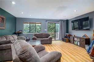 1790 Front St, East Meadow, NY 11554 - Photo 9
