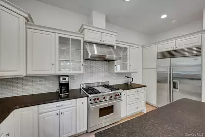 1 Canterbury Road, Scarsdale, NY 10583 - Photo 11