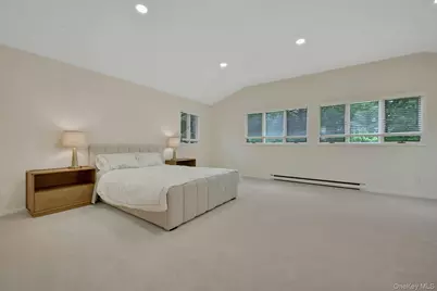1 Canterbury Road, Scarsdale, NY 10583 - Photo 15