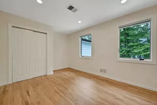 1 Canterbury Rd, Scarsdale, NY 10583 - Photo 25