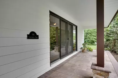 1 Canterbury Road, Scarsdale, NY 10583 - Photo 3