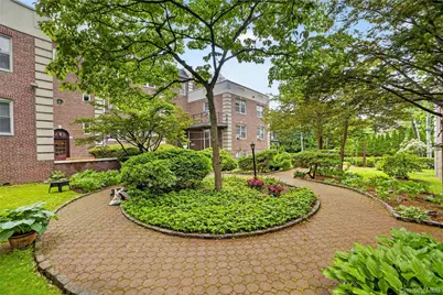 824 Palmer Road #1F, Bronxville, NY 10708 - Photo 23