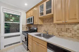 824 Palmer Rd, Bronxville, NY 10708 - Photo 11