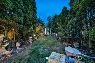 31 Roosevelt Ave, Hicksville, NY 11801 - Photo 5