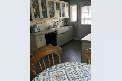 555 Parker Avenue, Levittown, NY 11756 - Photo 5