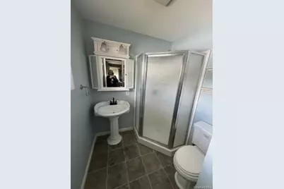 555 Parker Avenue, Levittown, NY 11756 - Photo 9