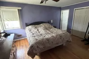 555 Parker Ave, Levittown, NY 11756 - Photo 7