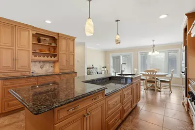 35 3rd Avenue, Massapequa Park, NY 11762 - Photo 9
