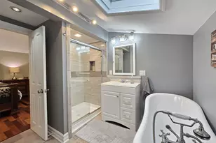 427 Vanderbilt Blvd, Oakdale, NY 11769 - Photo 21