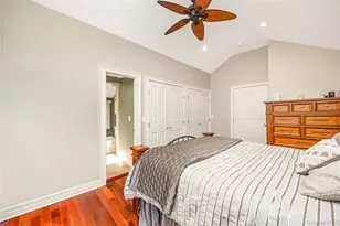 427 Vanderbilt Blvd, Oakdale, NY 11769 - Photo 19