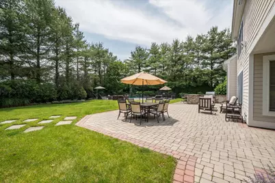 37 Legends Circle, Melville, NY 11747 - Photo 35