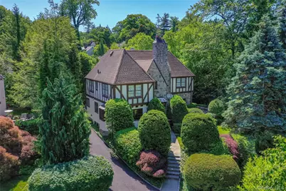 18 Hemlock Road, Bronxville, NY 10708 - Photo 1