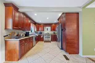 80 George St, Babylon, NY 11702 - Photo 15