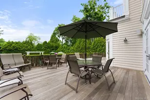 64 Stratton Rd, Scarsdale, NY 10583 - Photo 33