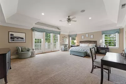 64 Stratton Road, Scarsdale, NY 10583 - Photo 19
