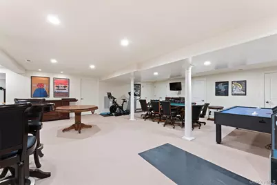 64 Stratton Road, Scarsdale, NY 10583 - Photo 29