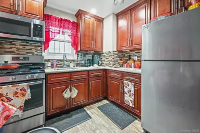 19028 118th Avenue, Saint Albans, NY 11412 - Photo 7