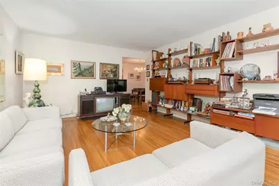 810 Neill Avenue, Bronx, NY 10462 - Photo 7