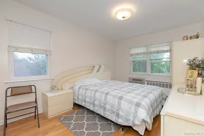 810 Neill Avenue, Bronx, NY 10462 - Photo 17