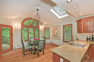 44 Wyoming Dr, Huntington Station, NY 11746 - Photo 19