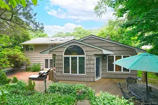 44 Wyoming Dr, Huntington Station, NY 11746 - Photo 35