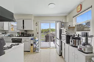 33-11 255th St, Little Neck, NY 11363 - Photo 9