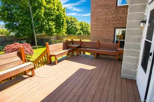 32 Hasbrouck St, Newburgh, NY 12550 - Photo 5
