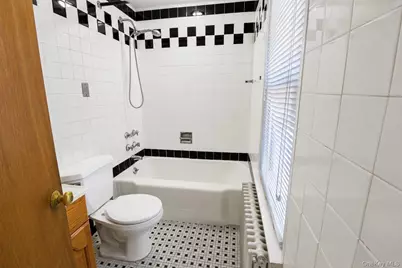 32 Hasbrouck Street, Newburgh, NY 12550 - Photo 25