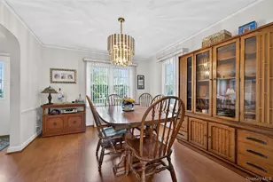 2062 E Webster St, Merrick, NY 11566 - Photo 7