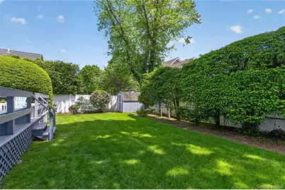 2062 E Webster Street, Merrick, NY 11566 - Photo 19