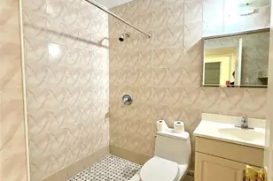 71-34 163rd St, Fresh Meadows, NY 11365 - Photo 15