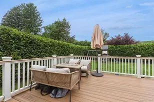 19 Fleetwood Ave, Melville, NY 11747 - Photo 3