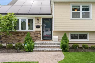 19 Fleetwood Ave, Melville, NY 11747 - Photo 7