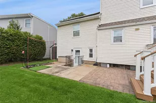 19 Fleetwood Ave, Melville, NY 11747 - Photo 25