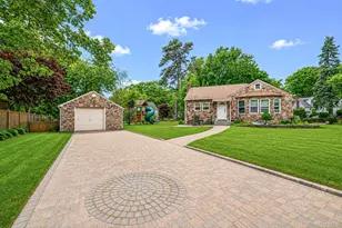 276 Dogwood Rd W, Mastic Beach, NY 11951 - Photo 3