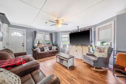 276 Dogwood Road W, Mastic Beach, NY 11951 - Photo 7