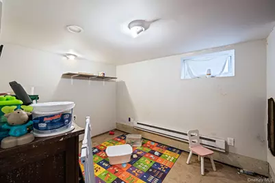 276 Dogwood Road W, Mastic Beach, NY 11951 - Photo 23