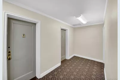 1209 E Broadway #D23, Hewlett, NY 11557 - Photo 5