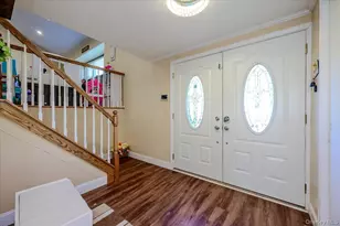 120 Sutton Dr, Plainview, NY 11803 - Photo 3