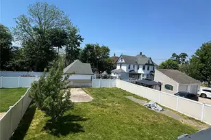 158 Church St, Freeport, NY 11520 - Photo 7