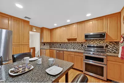 7 Spur Drive, Nanuet, NY 10954 - Photo 11
